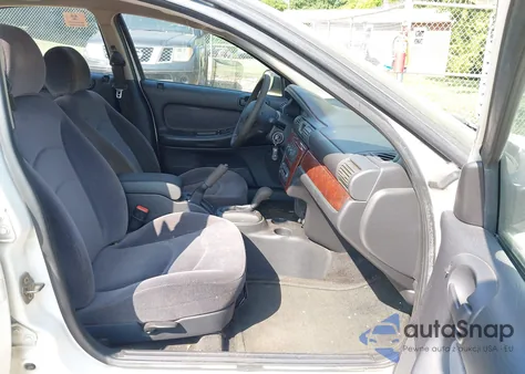 2001 Dodge Stratus Es from USA, damaged, VIN 1B3EJ56U81N691181